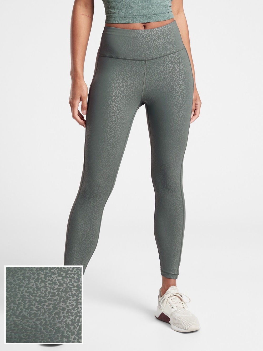 Athleta Women’s M Ultimate Stash Pocket Embossed 7/8 Tight in Sage